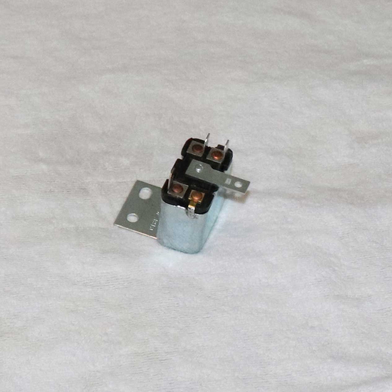 1961 to 1967 Lincoln Convertible Auto Deck Open unlock Latch Relay C1VF-15672-D